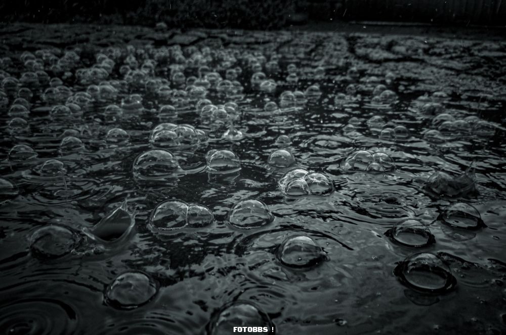 Betel_Tibebu_-_Rain_Bubble.jpg