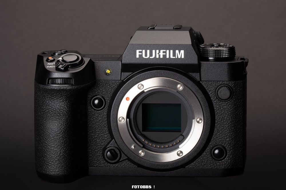 Fujifilm_X-H2.jpg