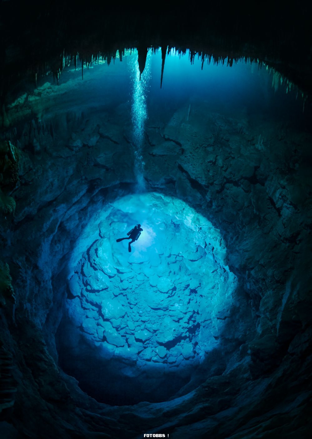 3rd-Wide-Angle_Martin_Broen_The_Blue_Abyss.jpg